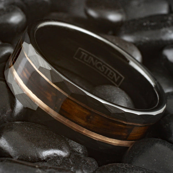 Stunning Faceted Brushed Finish Black Tungsten Flat Band Ring with Charred Whiskey Barrel Oak Wood Inlay between Rose Gold Stripes.