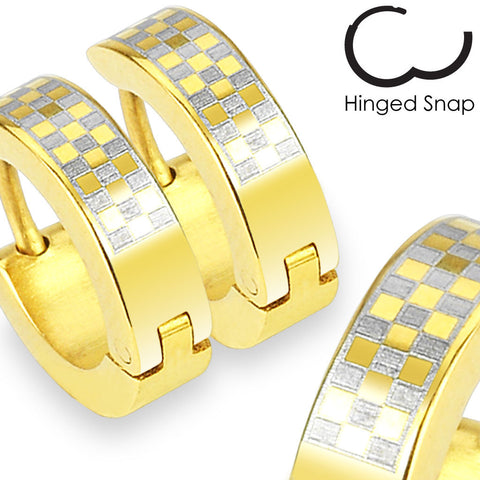 14K gold plated checkered hinged hoop huggie earrings | Wholesale 316L Stainless Steel Jewelry | Main photo