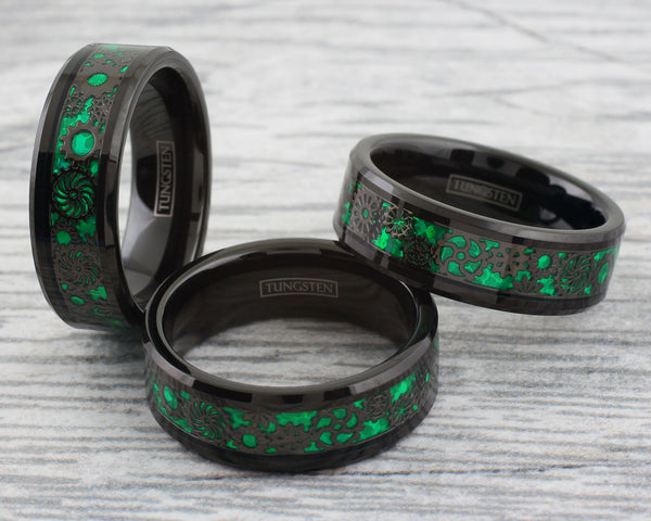 Resplendent Polished Black Flat Band Tungsten Ring w/ Beveled Edges and Black Steampunk Clockwork Gears on Radiant Kelly Green Faux Carbon Fiber Inlay.