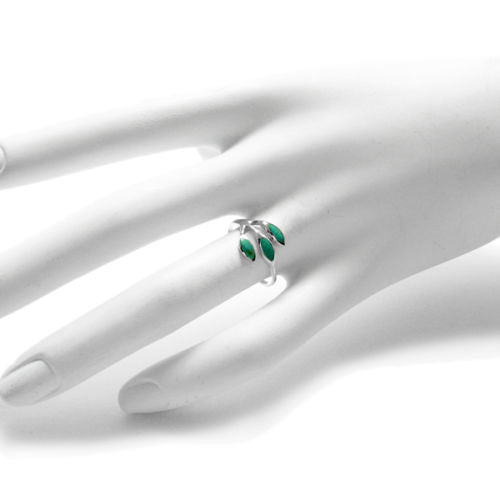 Art Deco inspired sterling silver and turquoise ring. Wholesale Sterling Silver Rings. Hand photo.