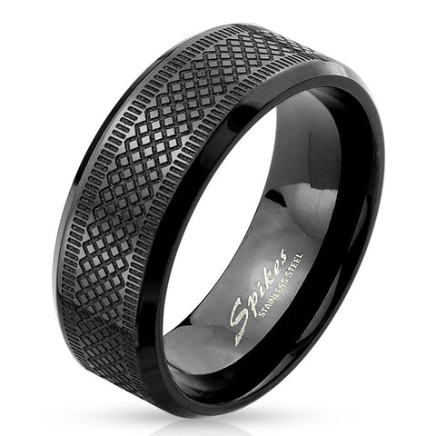 Black stainless steel ring with embossed crosshatch tired tread | Wholesale stainless steel rings - Jewelry | Large photo