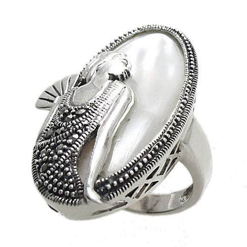 Flapper with fan in mother of pearl & silver | 35mm | Wholesale sterling silver rings | Alternate photo.