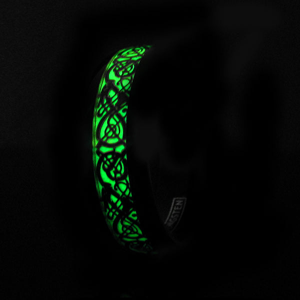Blue tungsten carbide band ring w/ Celtic dragon on glow-in-the-dark inlay | Glowing photo