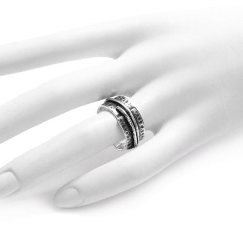 Strip of silver, held by a wire in antique finish. Wholesale Sterling Silver Rings. On hand.