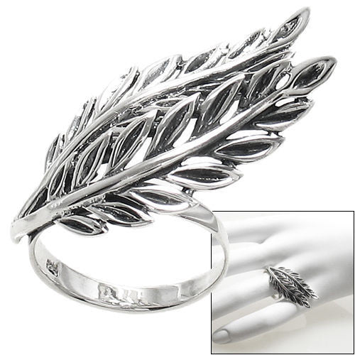 Modern laurel leaves symbolizing victory. Wholesale Sterling Silver Rings. Combo photo.