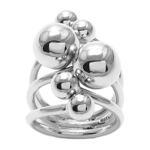 Retro chic ring style that evokes art deco memories. Wholesale Sterling Silver Rings. Front view.